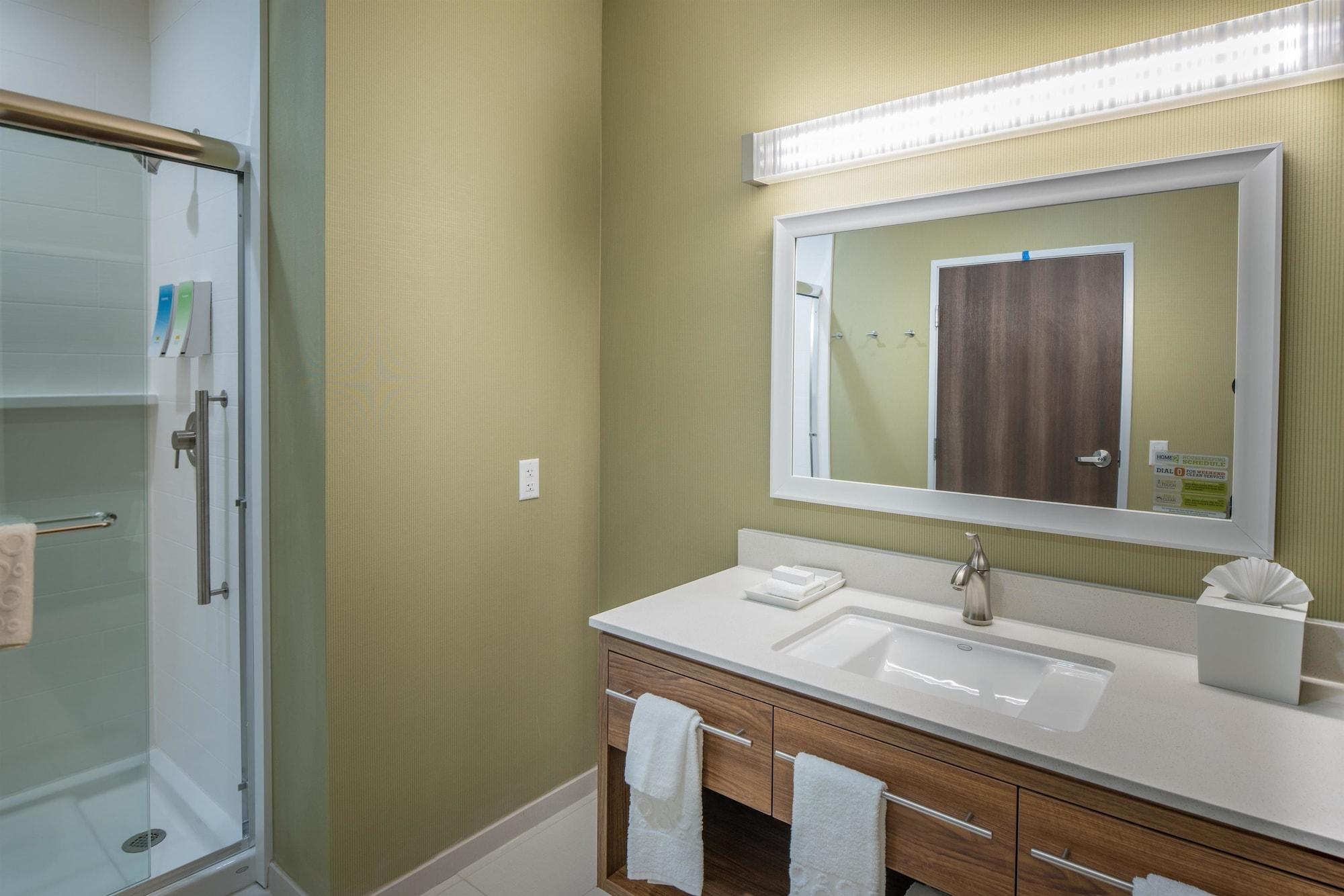 Home2 Suites By Hilton Dallas Десото Экстерьер фото
