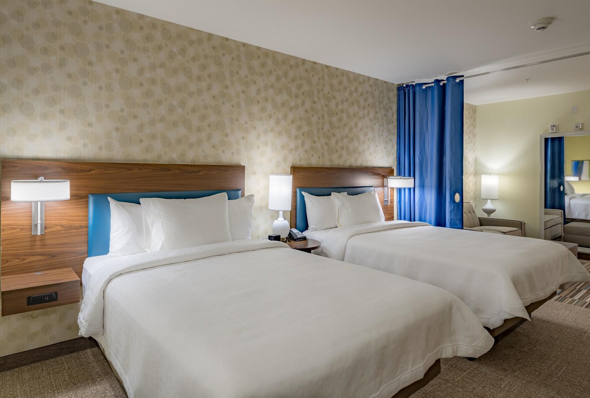 Home2 Suites By Hilton Dallas Десото Экстерьер фото